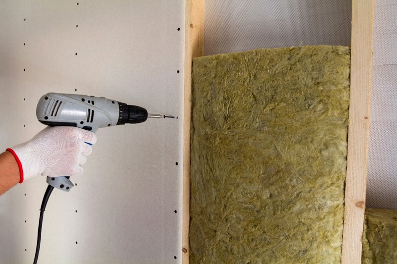 Drill Screws in Drywall